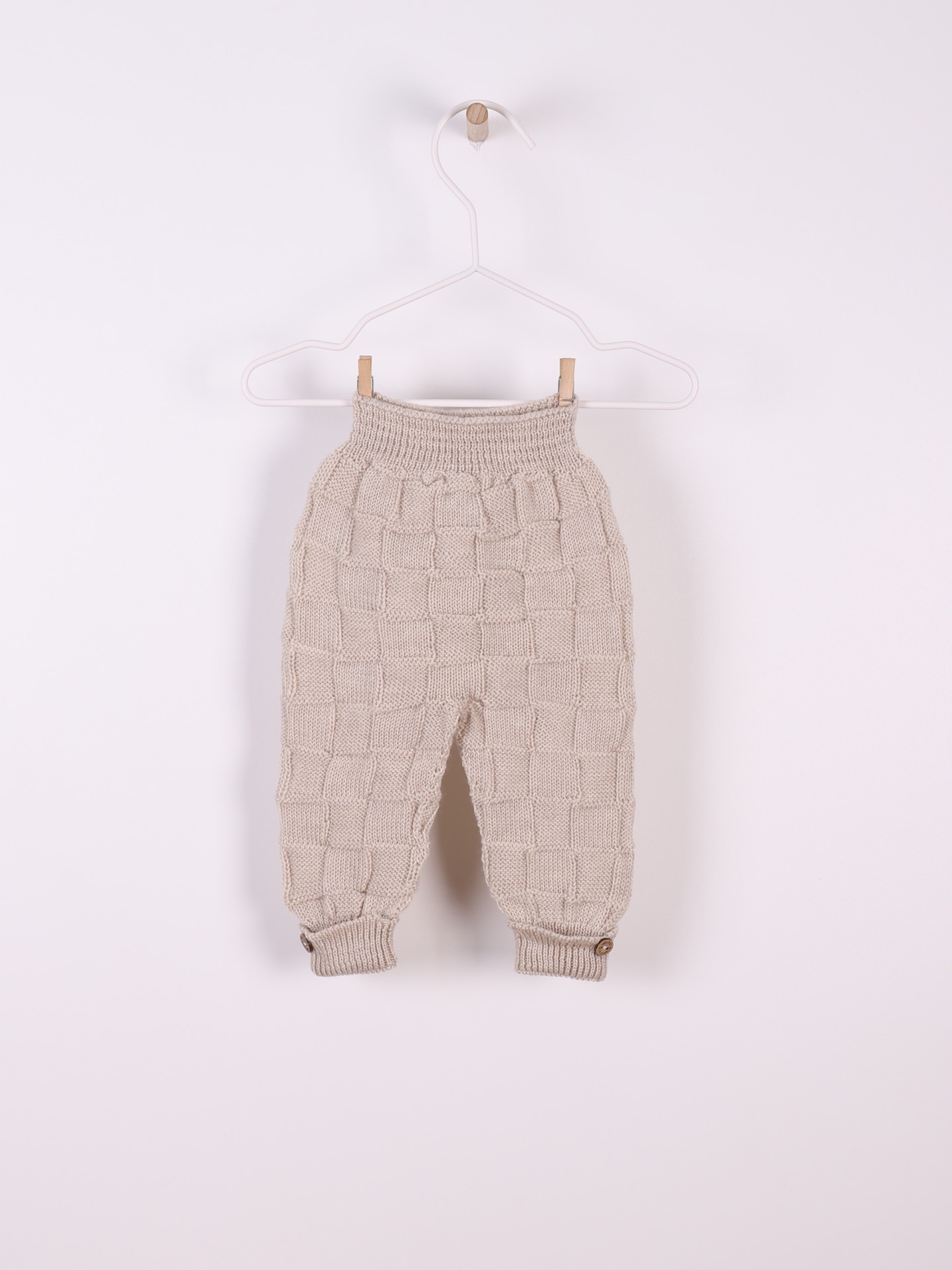 Knitted wool trousers