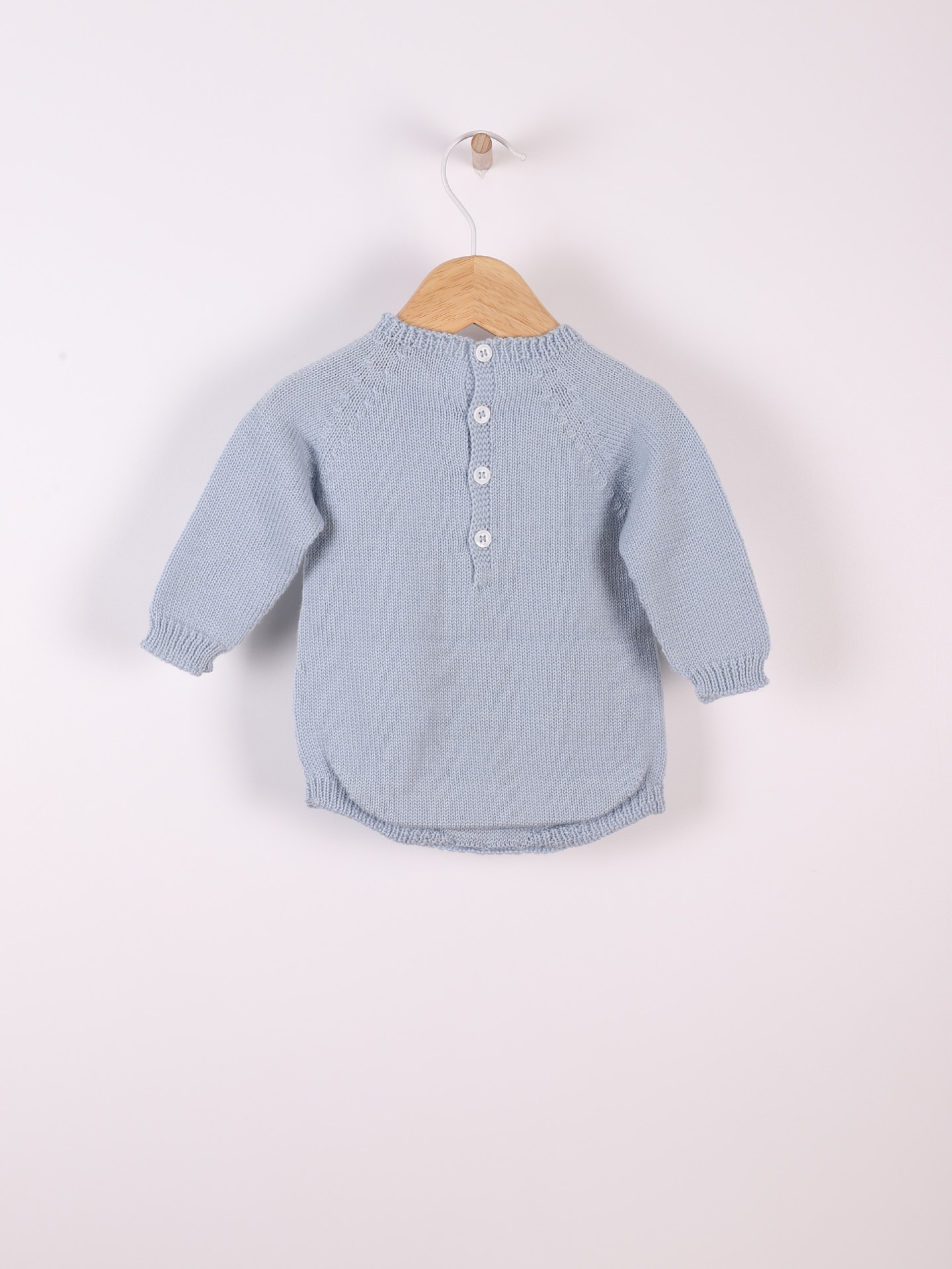 Knitted wool shortie