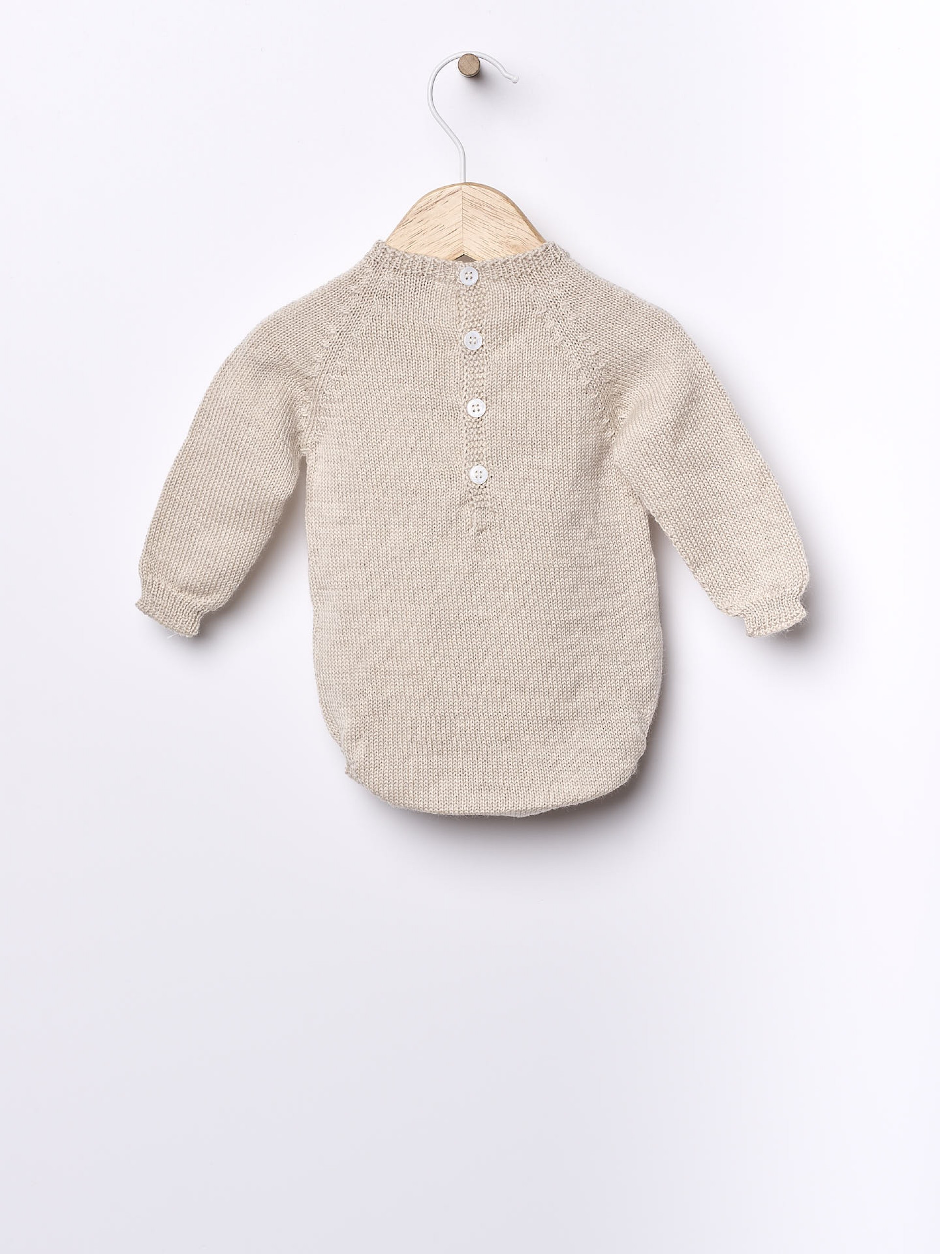 Knitted wool shortie