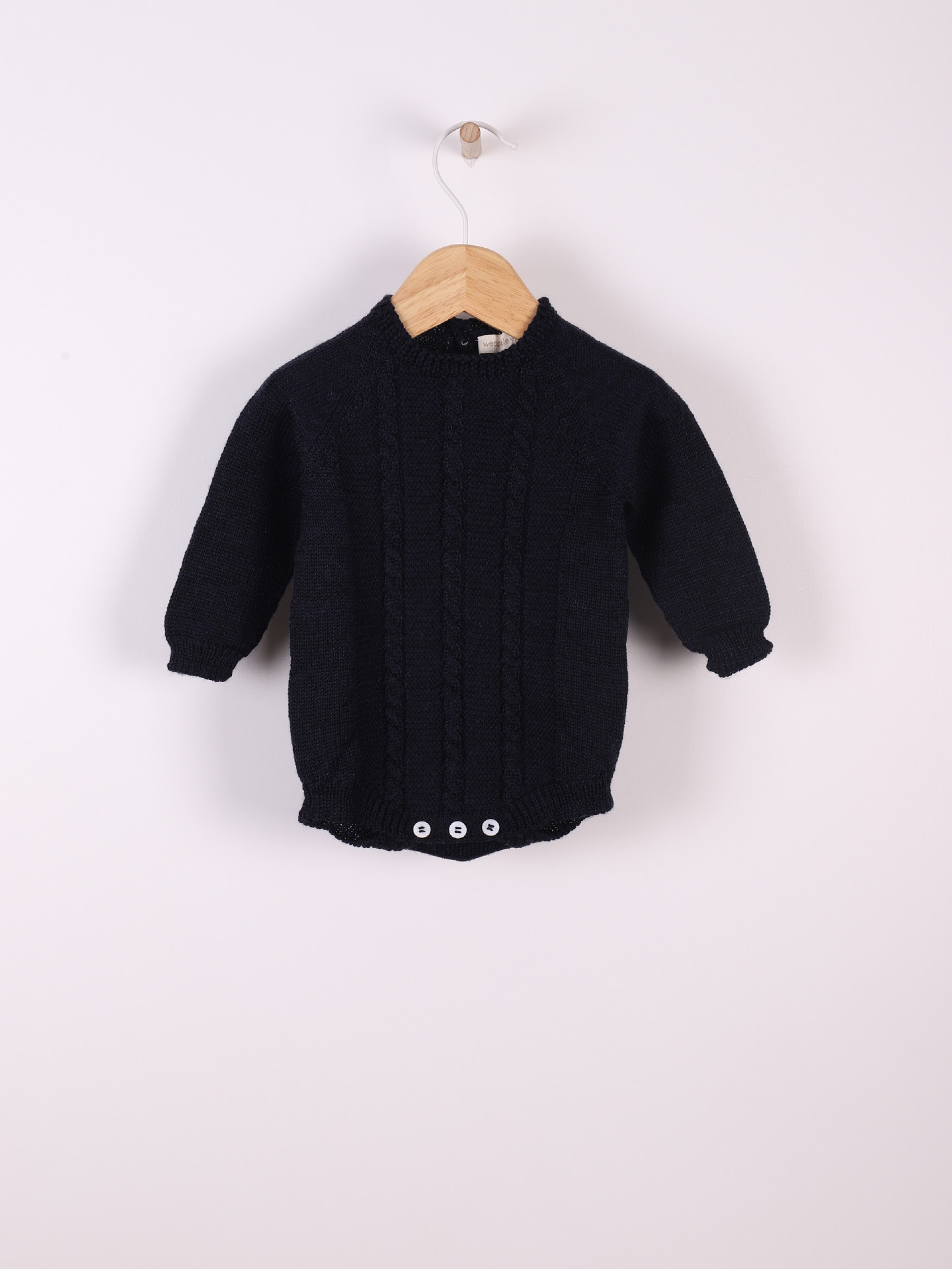 Knitted wool shortie