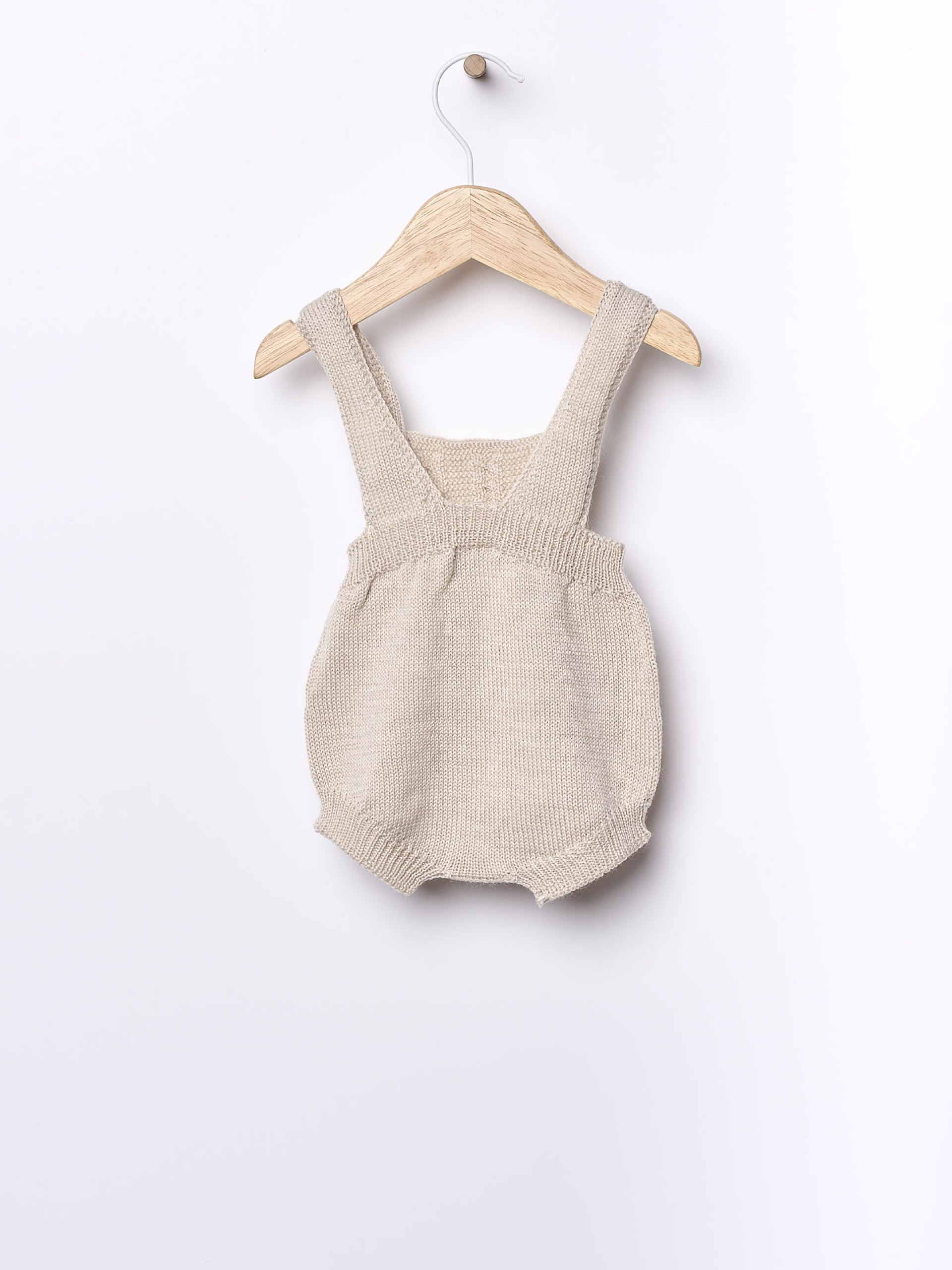 Fofo com alças de lã