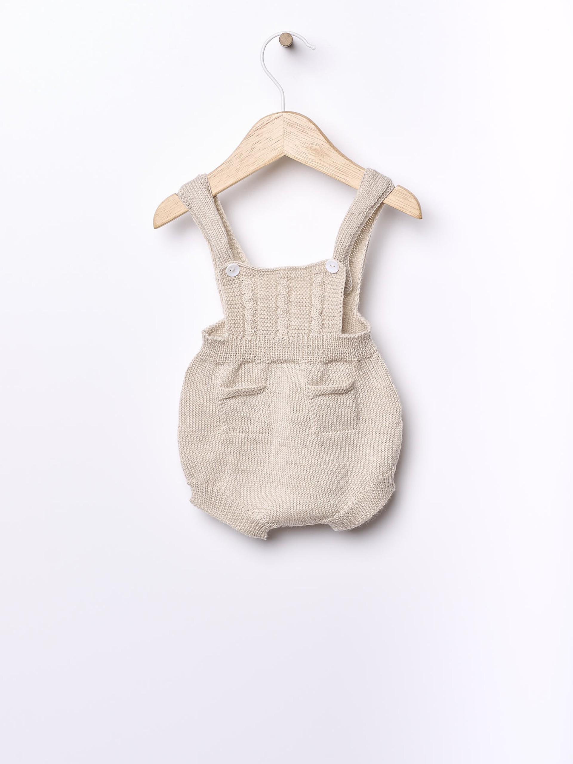 Fofo com alças de lã