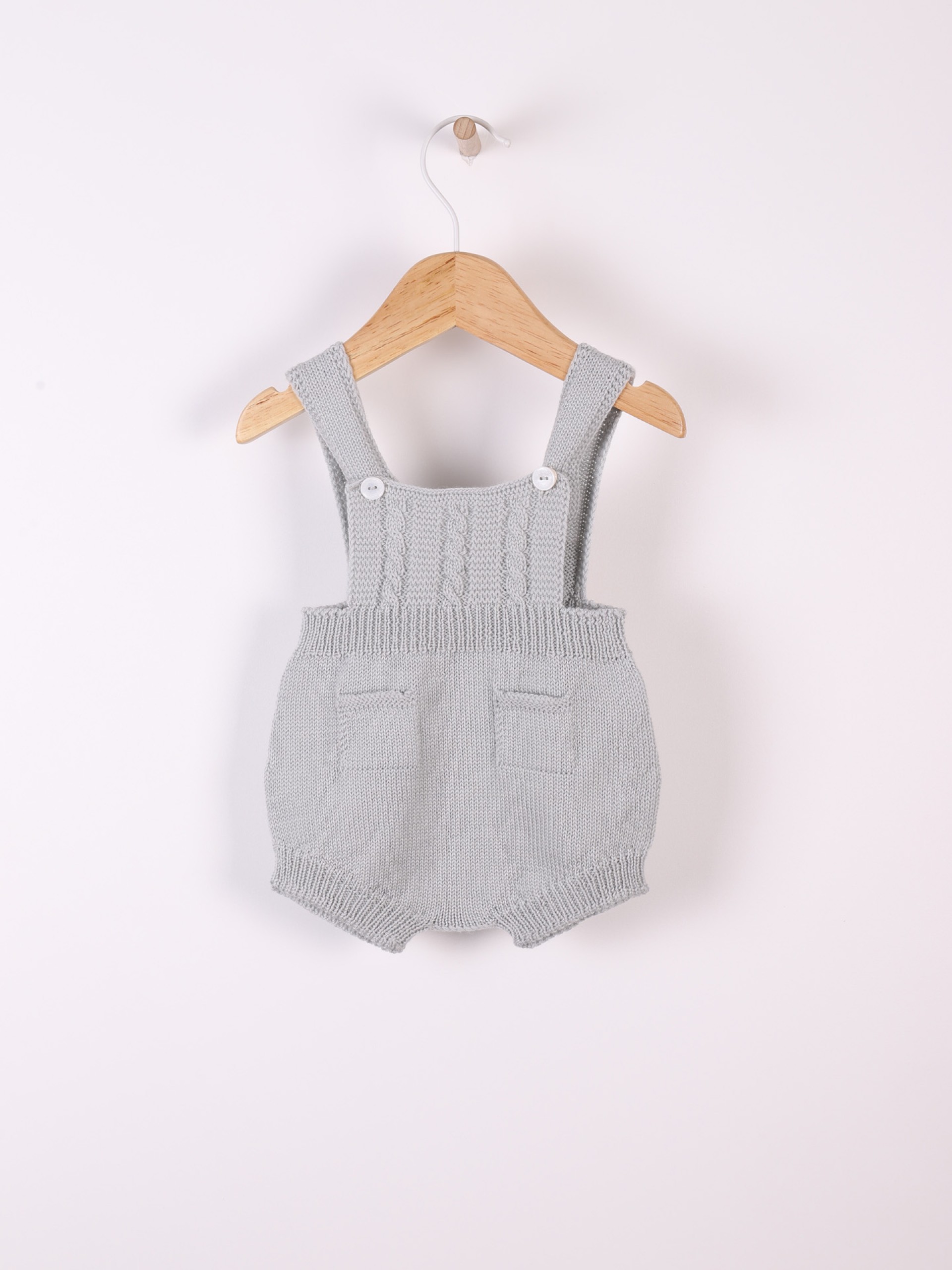 Fofo com alças de lã