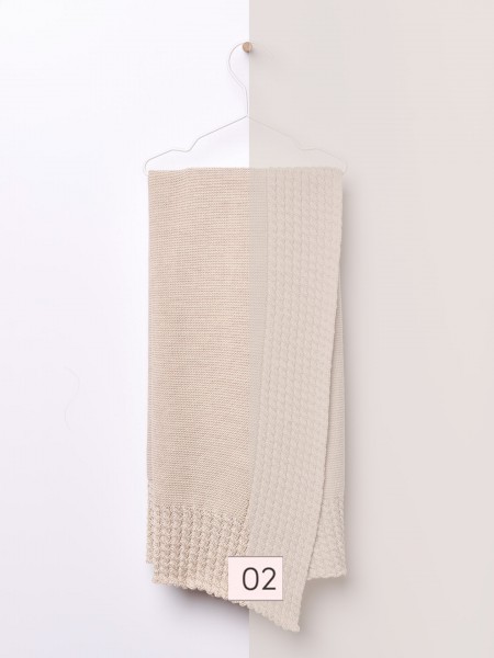 Knitted wool blanket