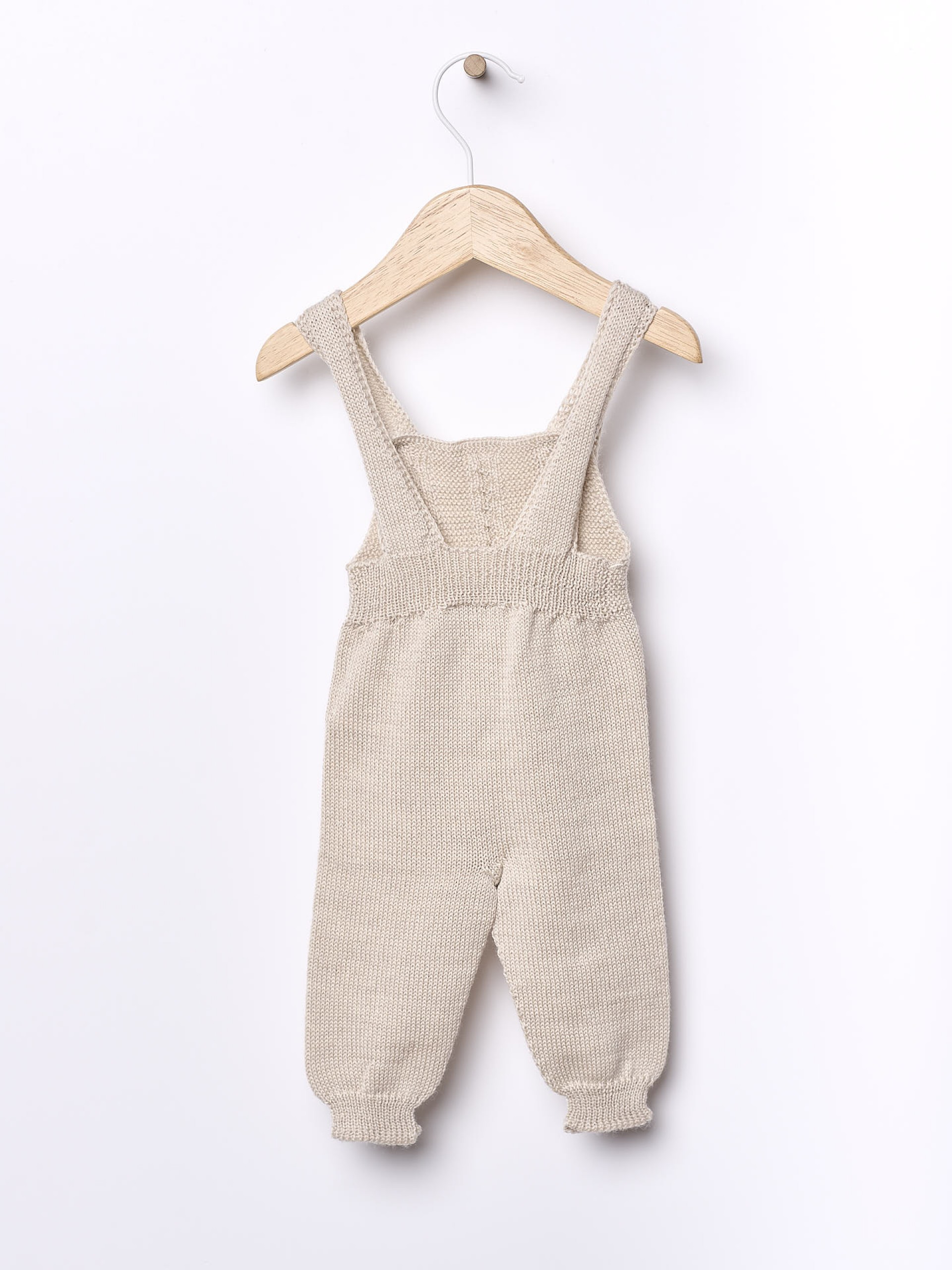 Jardineiras tricotadas l?