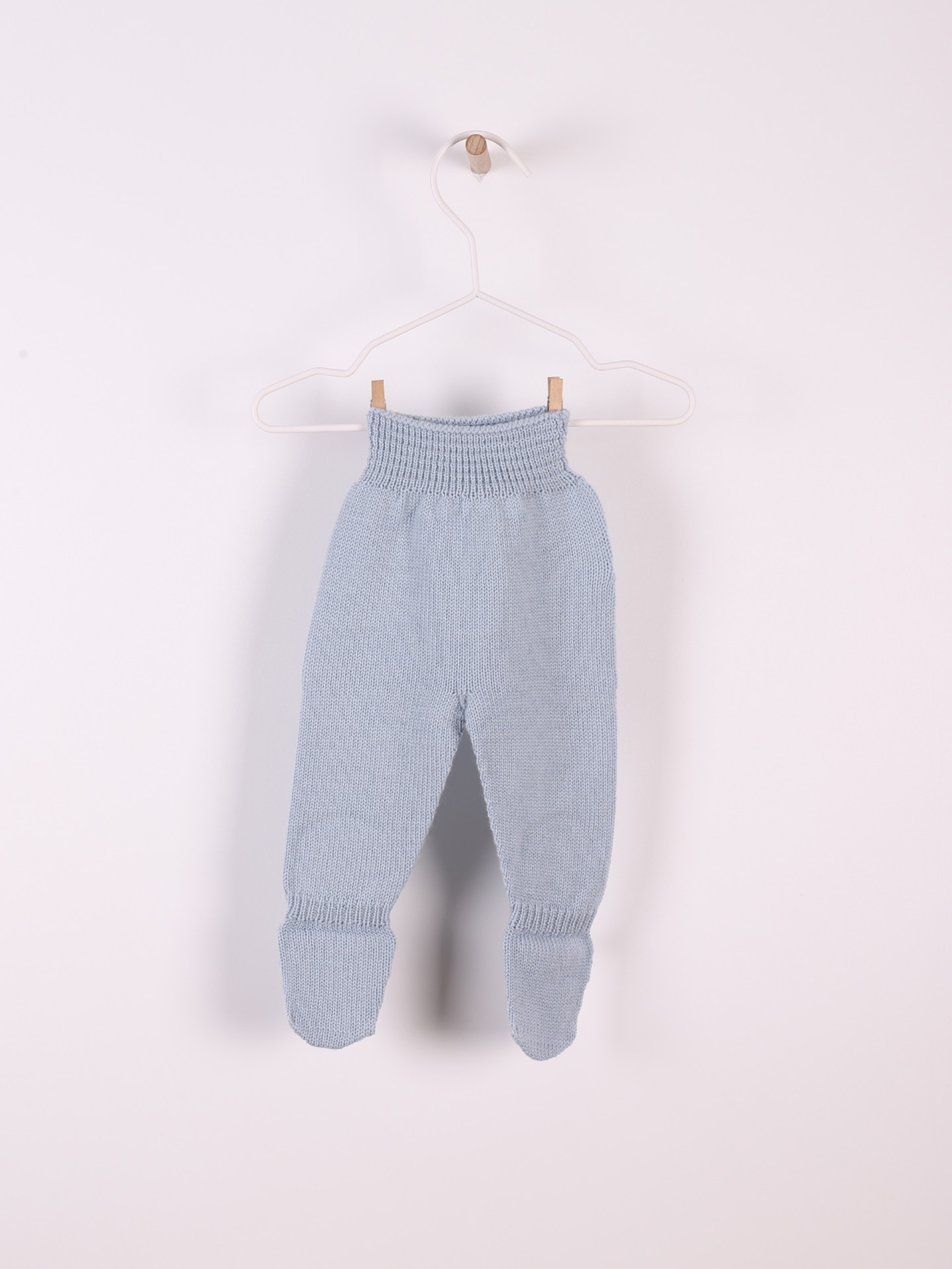 Knitted wool trousers