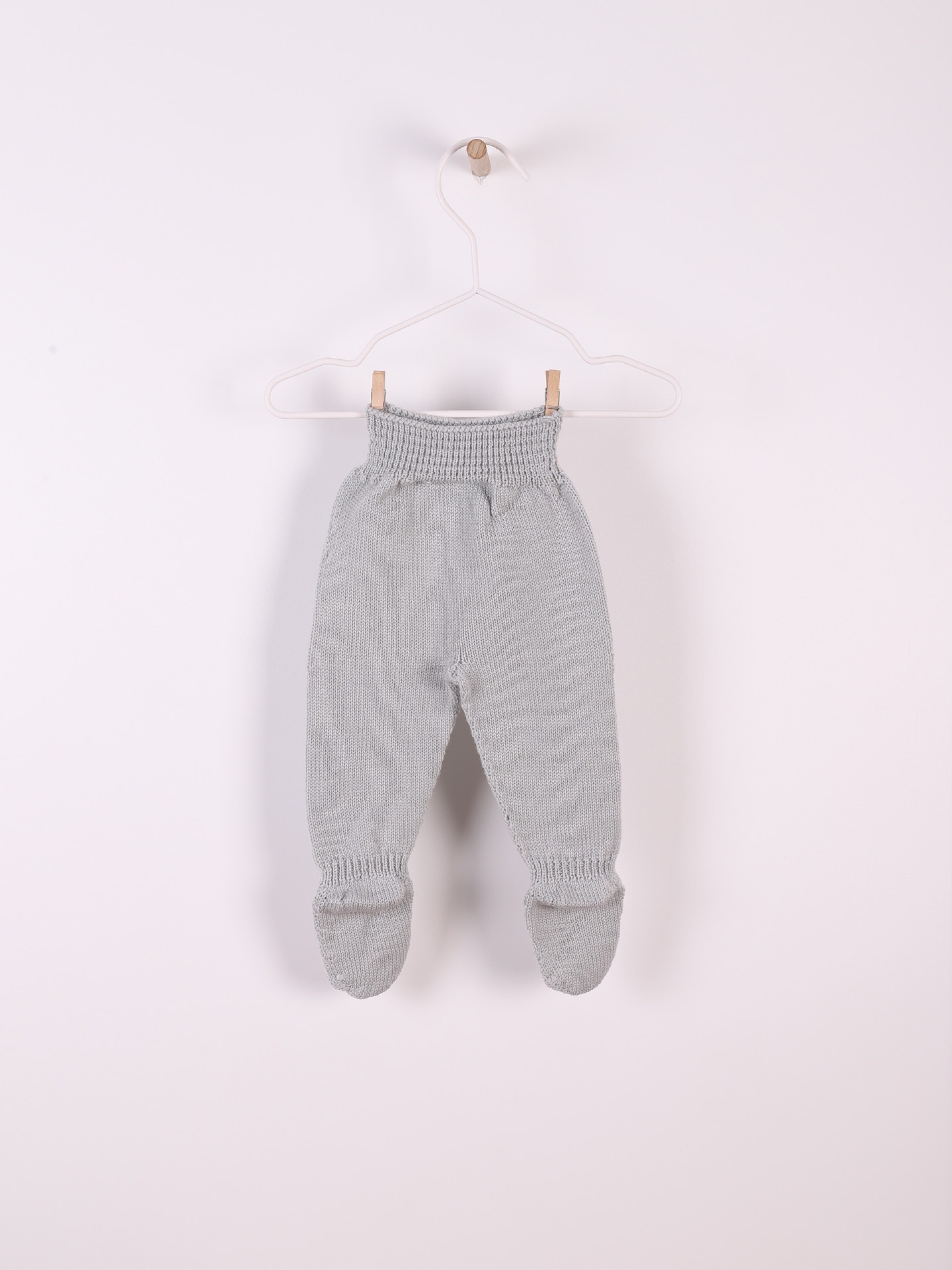 Knitted wool trousers