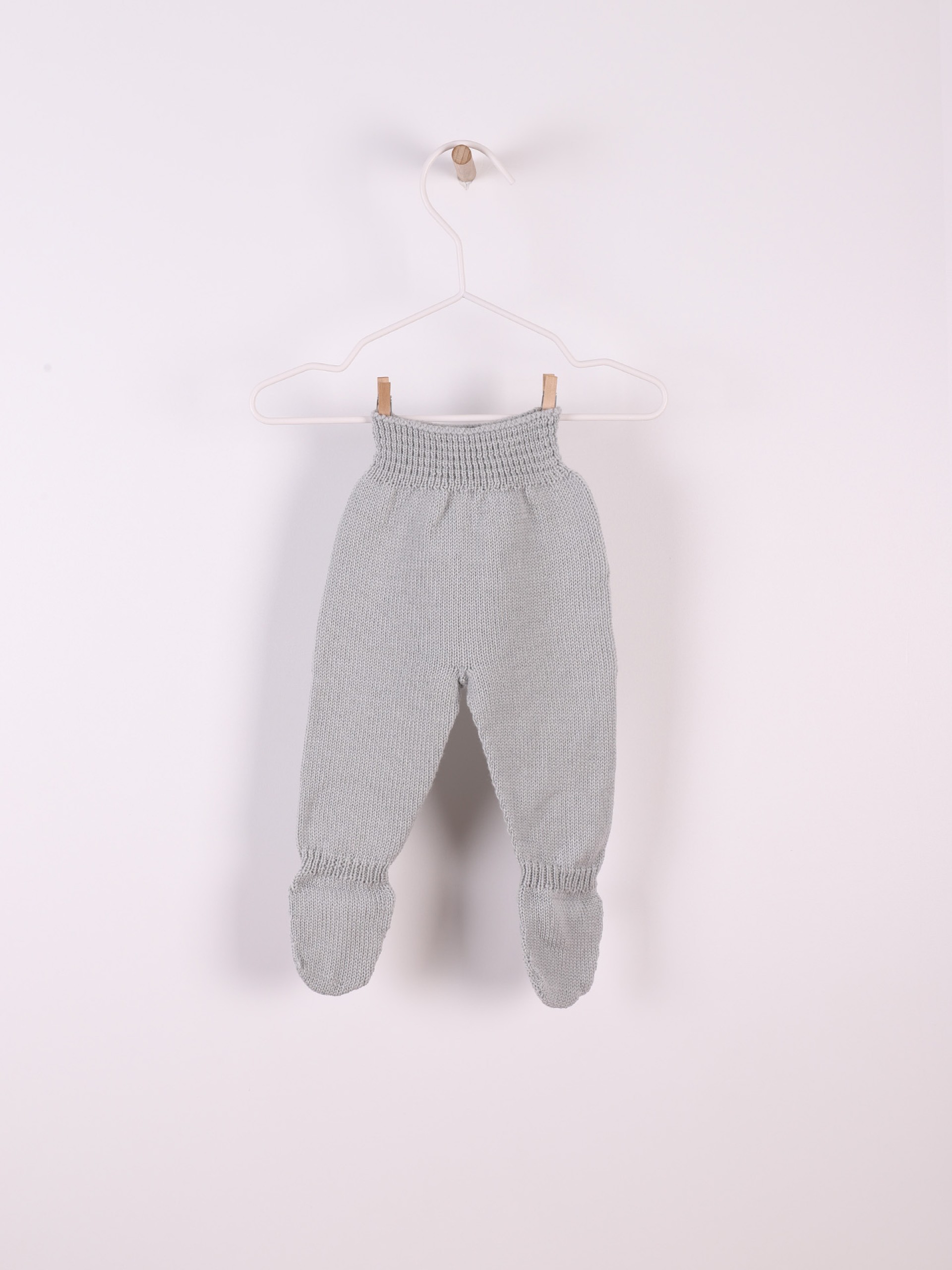 Knitted wool trousers