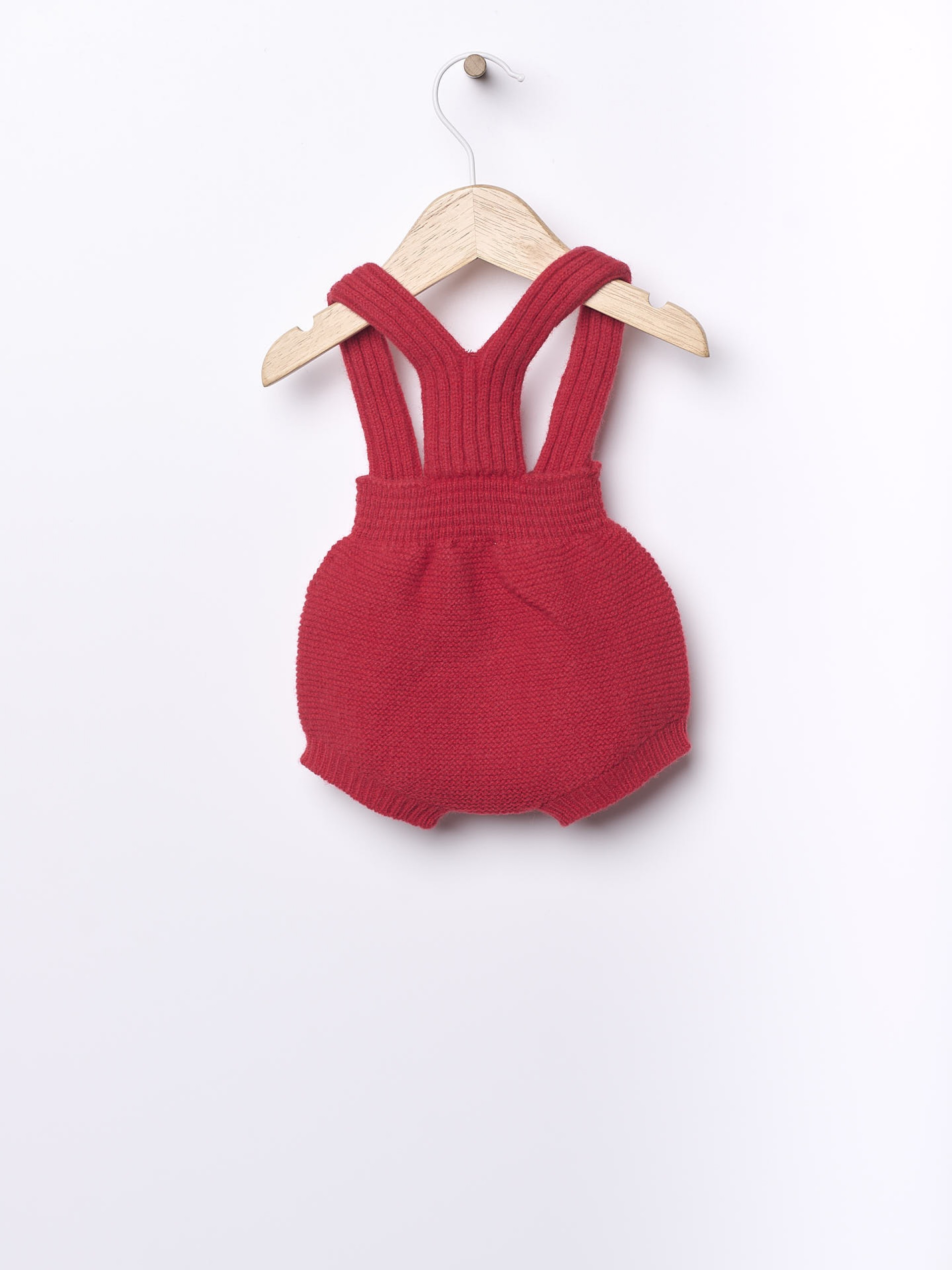 Fofo com alças de lã