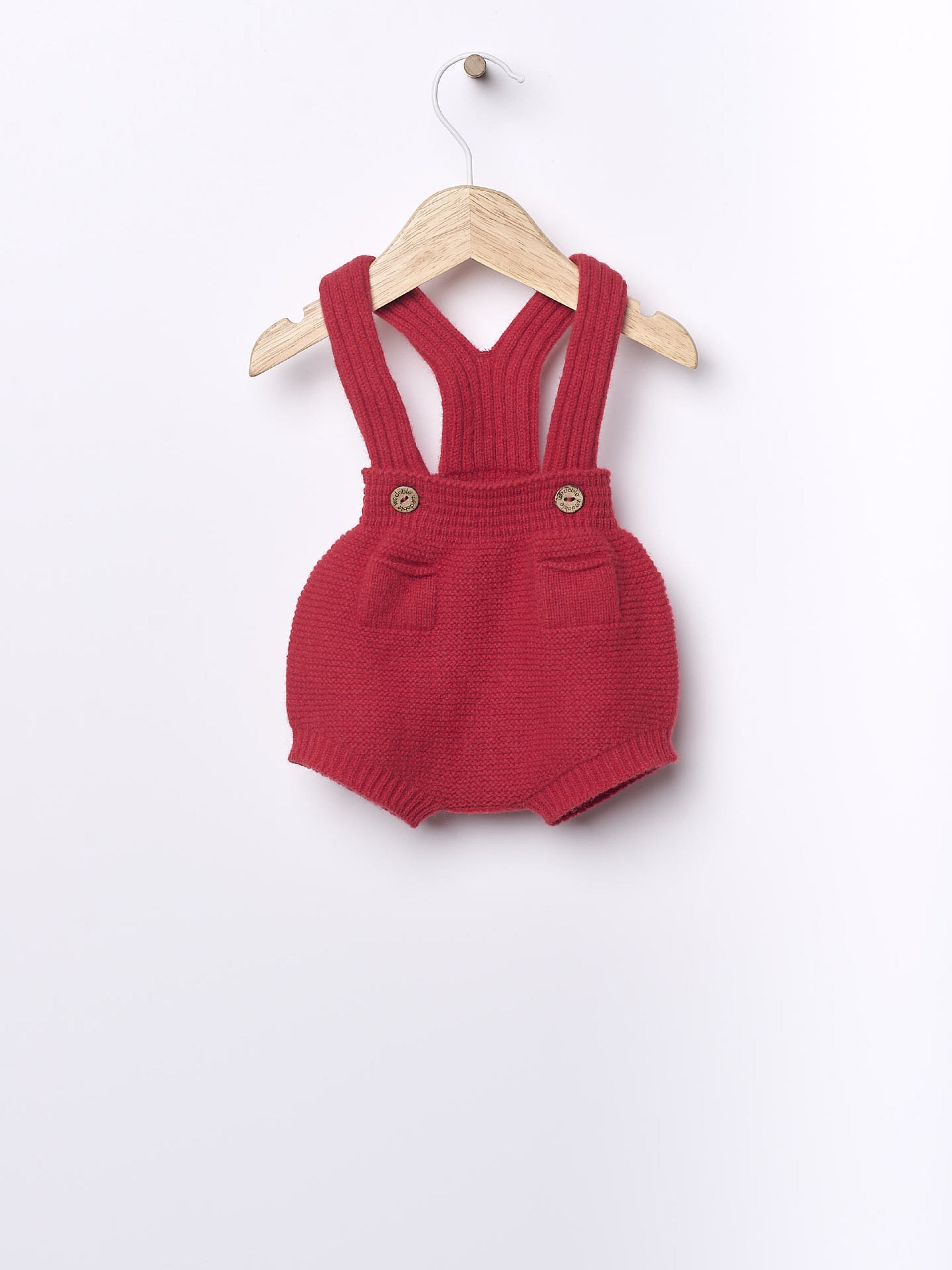 Fofo com alças de lã