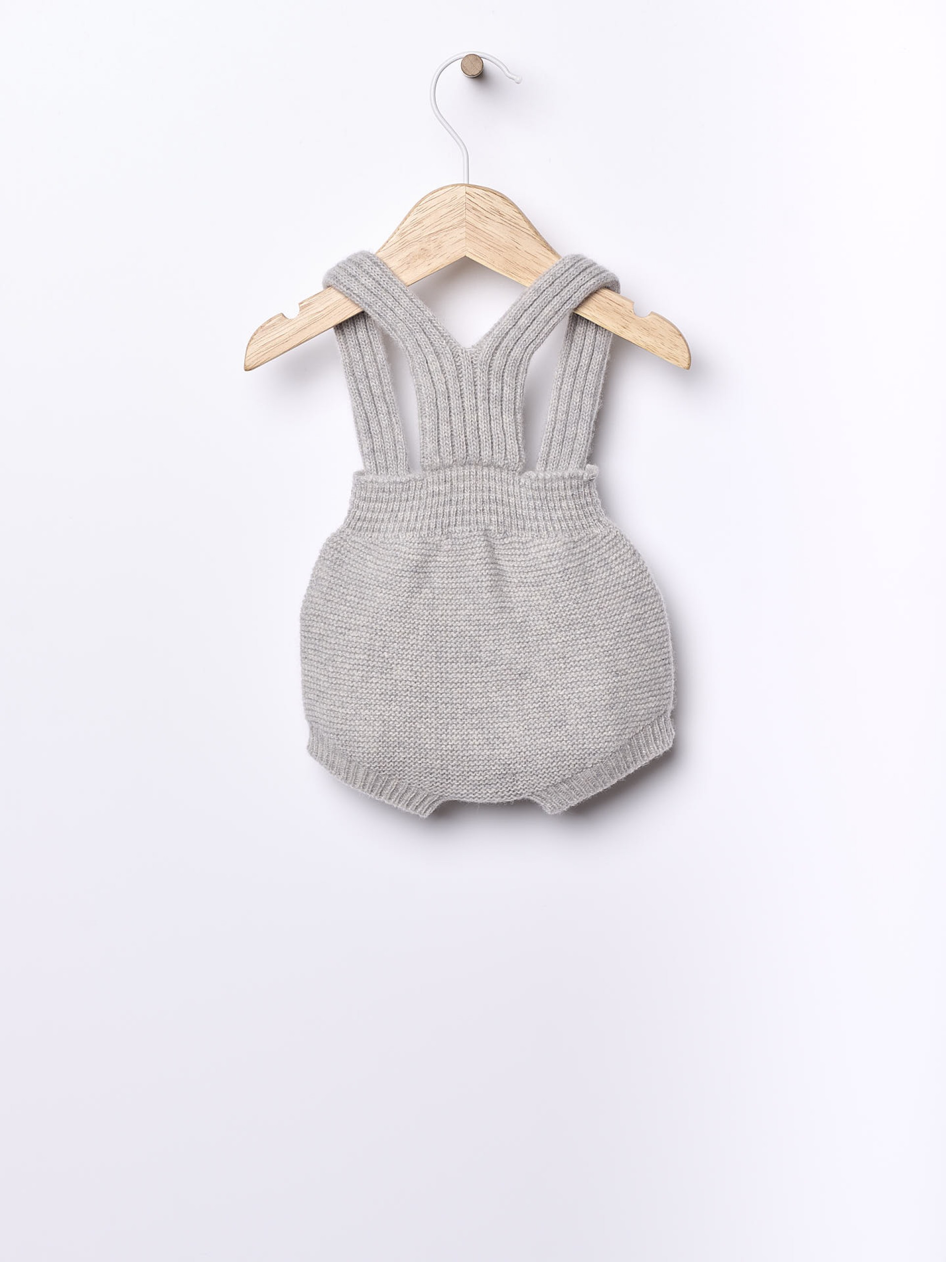 Fofo com alças de lã