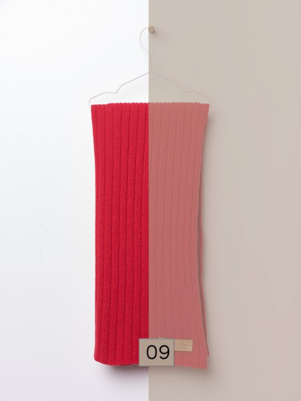 Knitted wool blanket