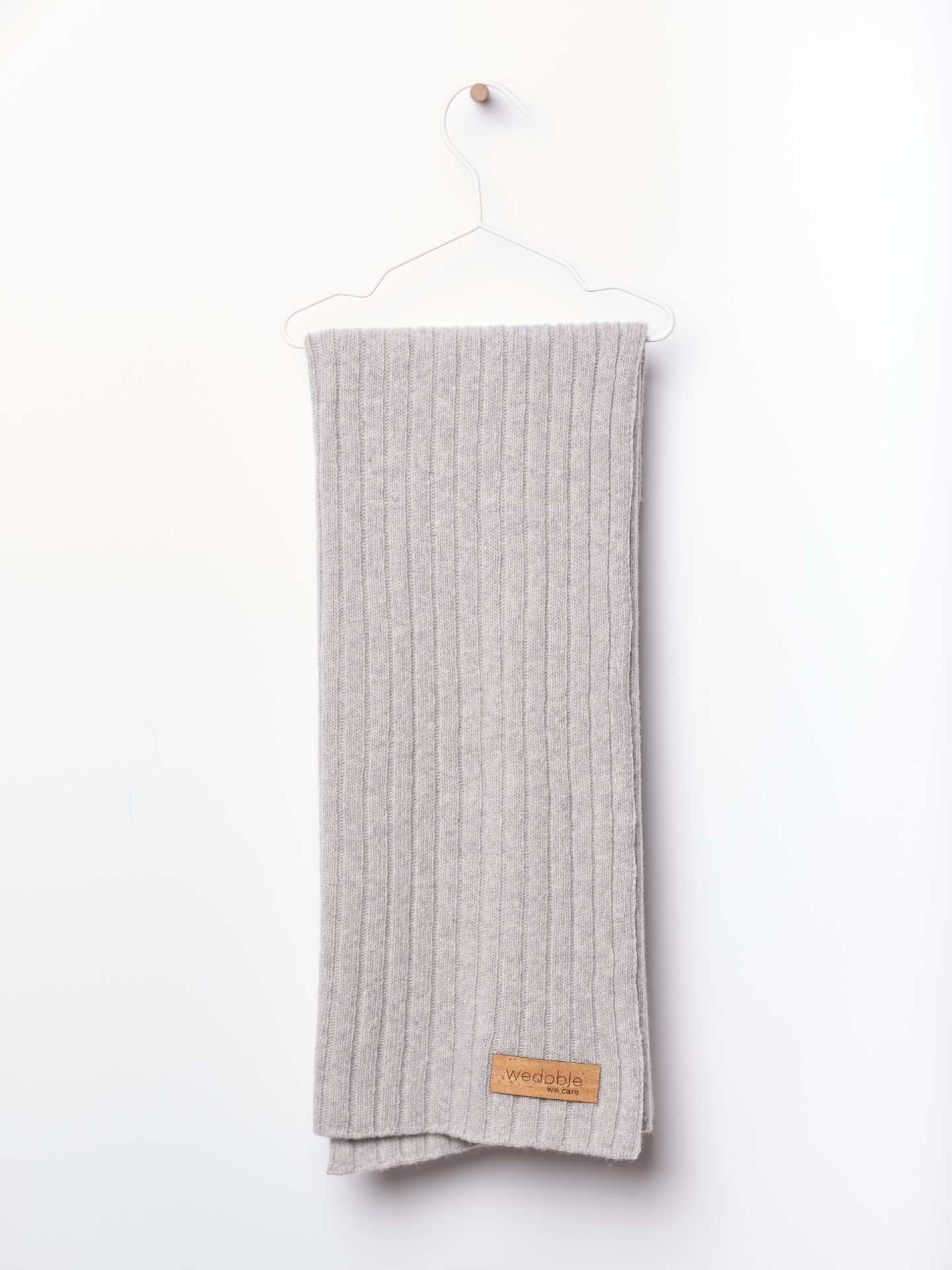 Knitted wool blanket