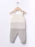 17 Soft grey