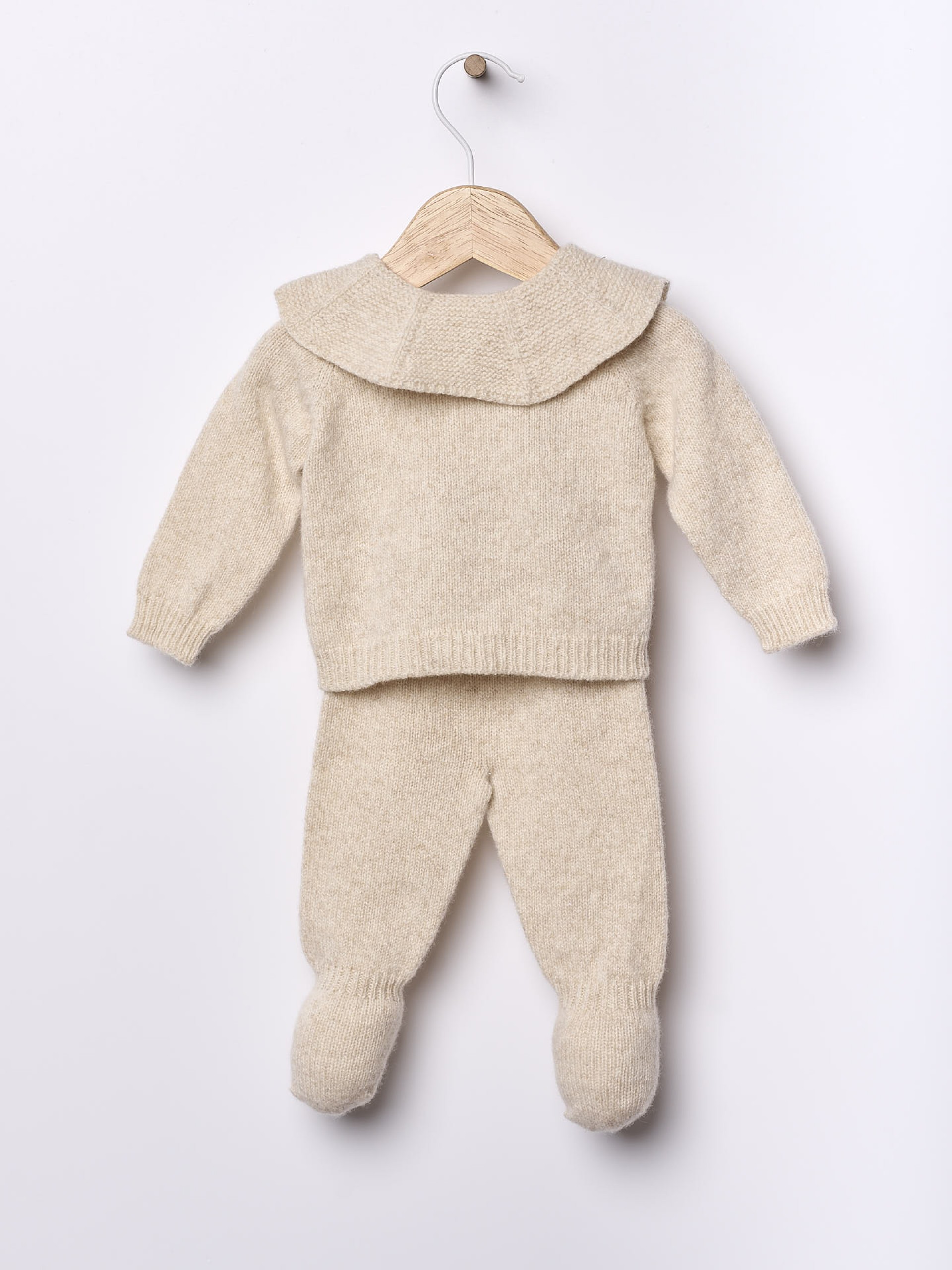 Knitted wool trousers