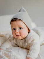 17 Soft grey