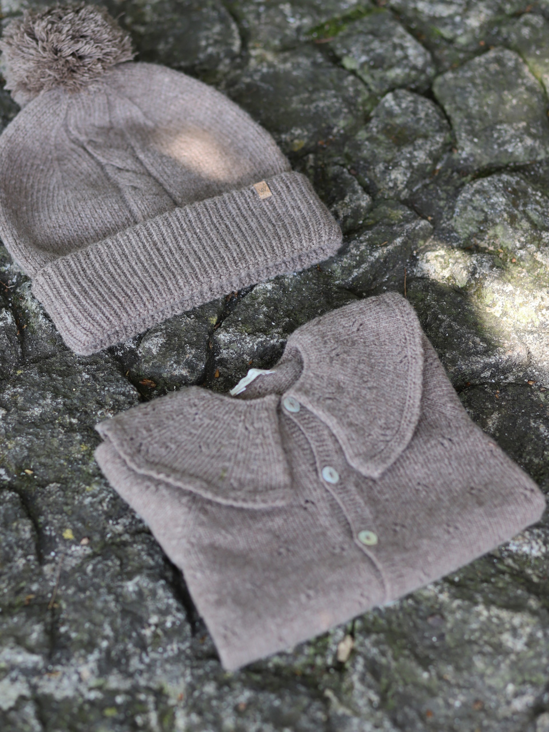 Knitted wool cardigan