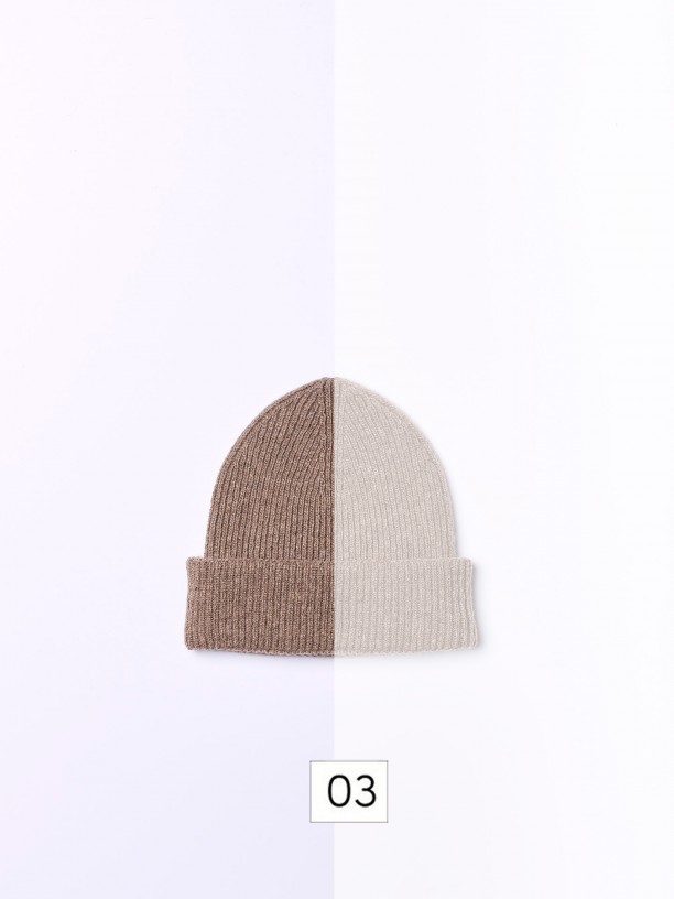 Knitted beanie