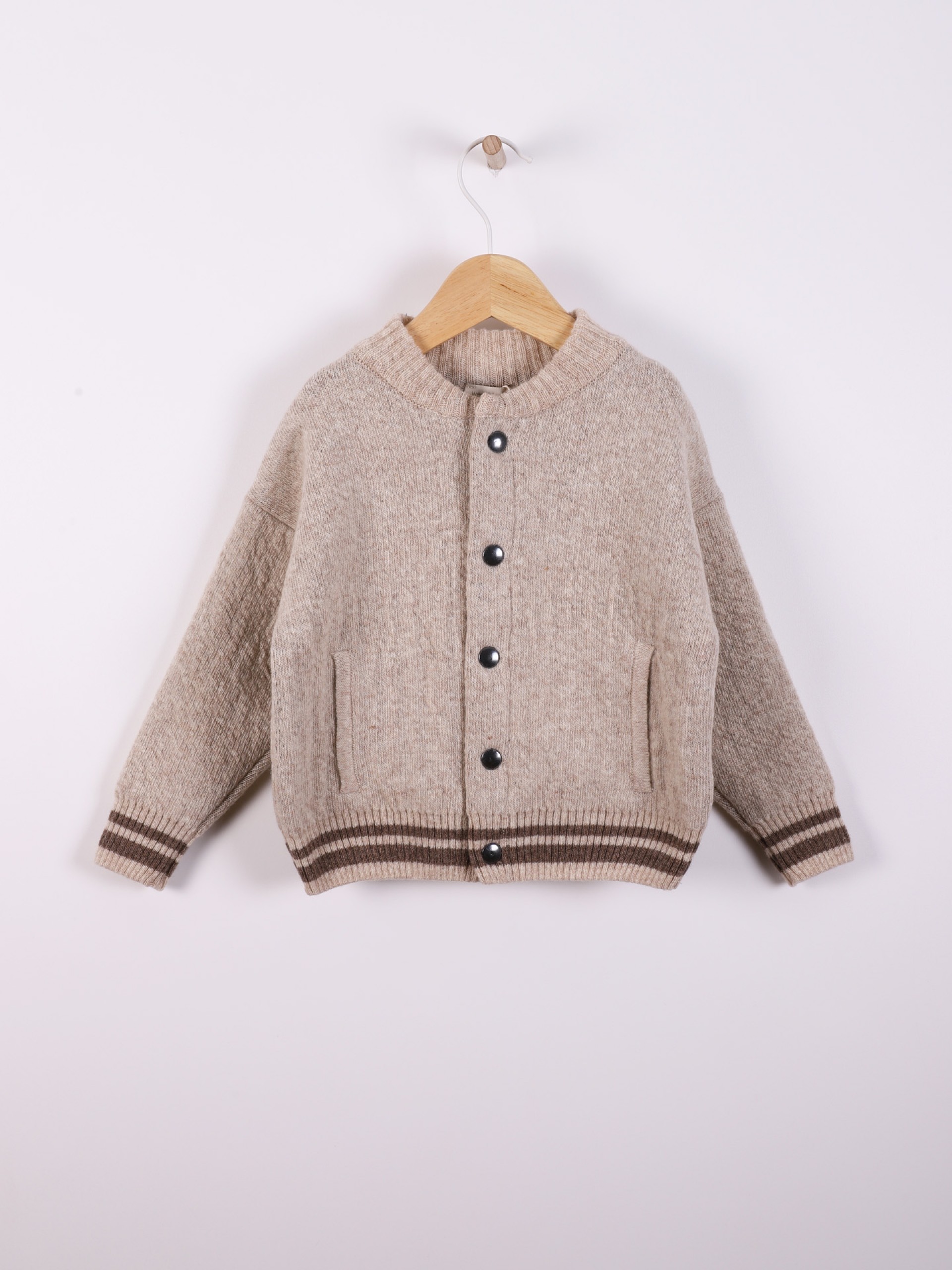 Knitted wool cardigan
