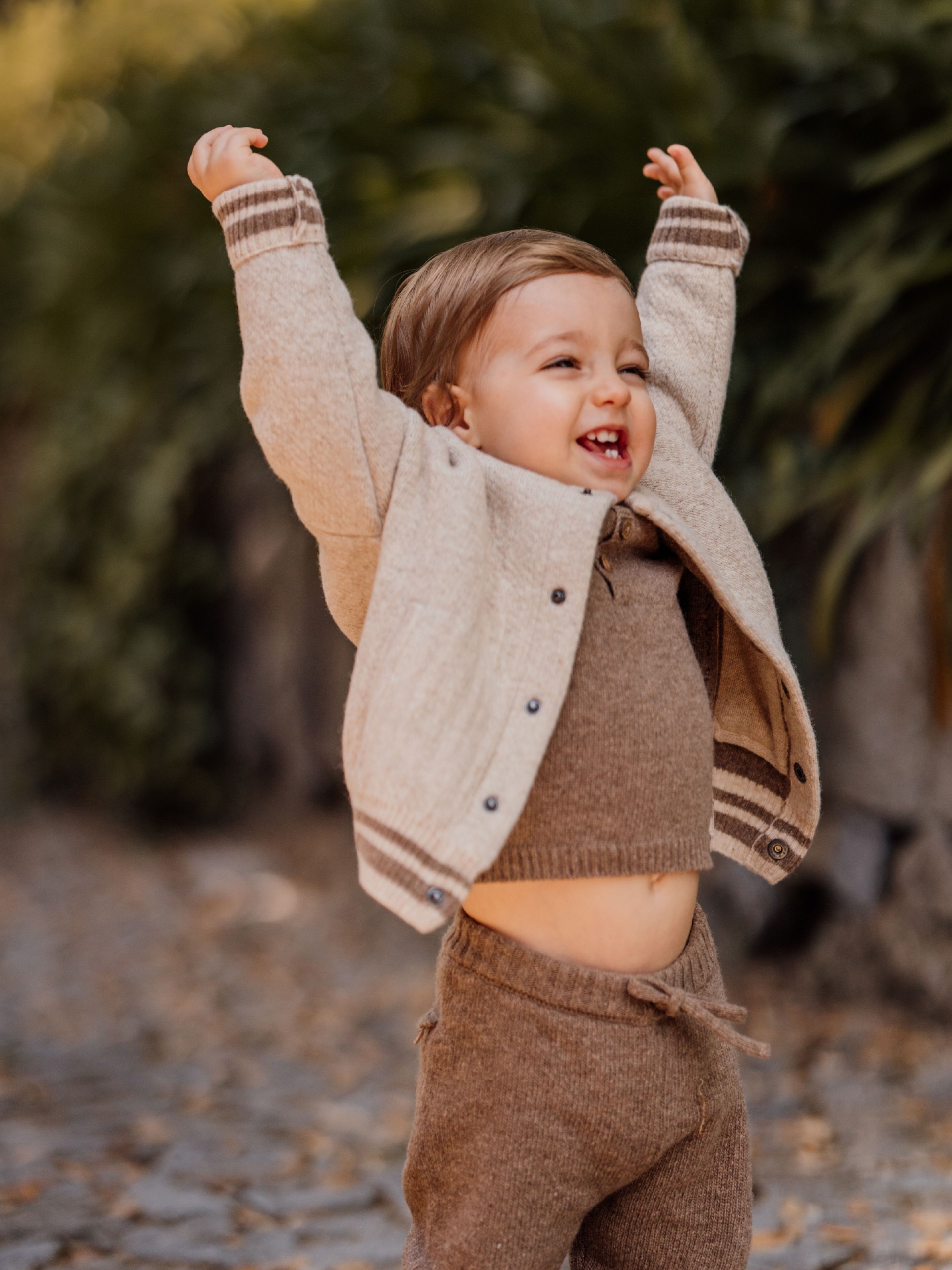 Knitted wool cardigan