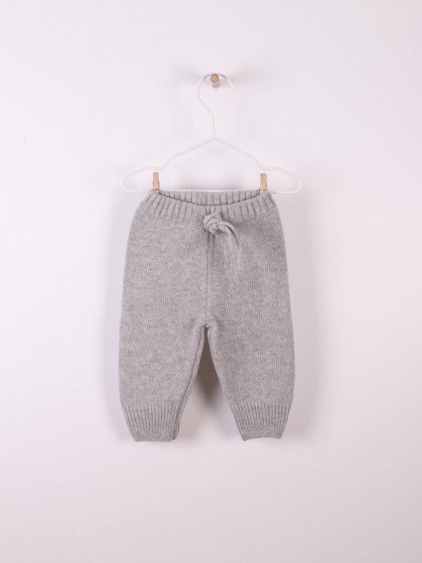 Knitted wool trousers