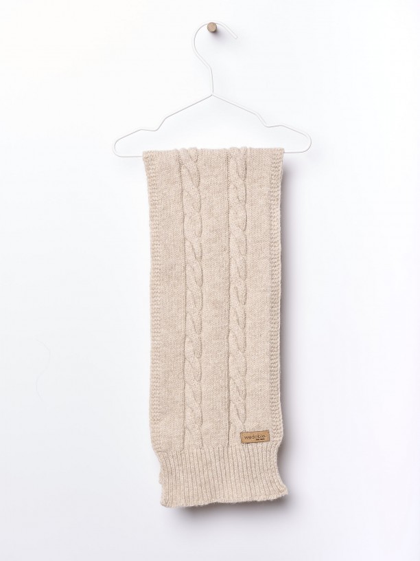 Knitted wool scarf