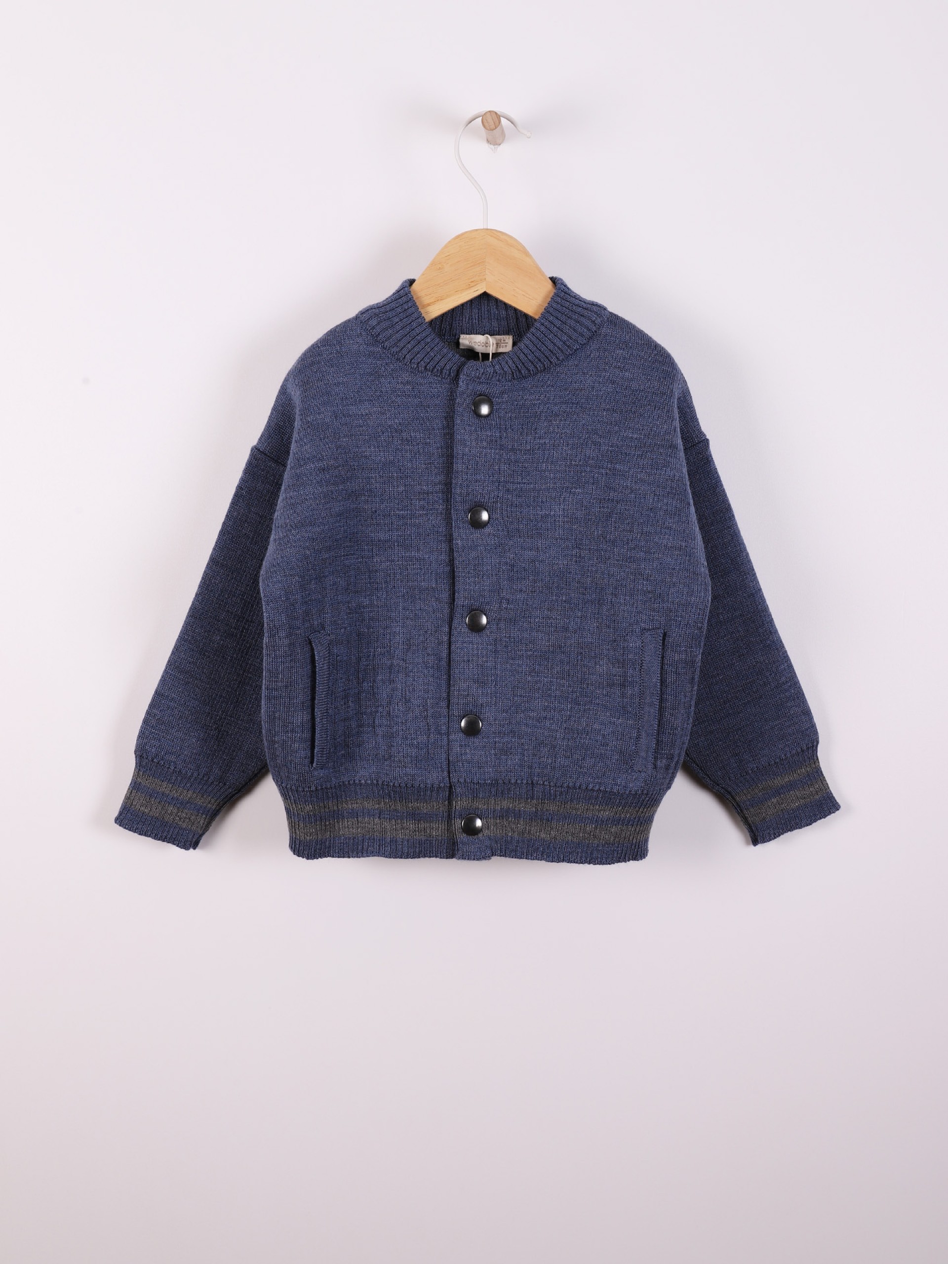 Knitted wool cardigan