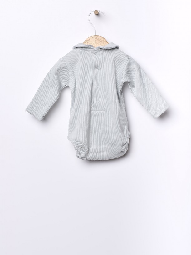 Round neck bodysuit