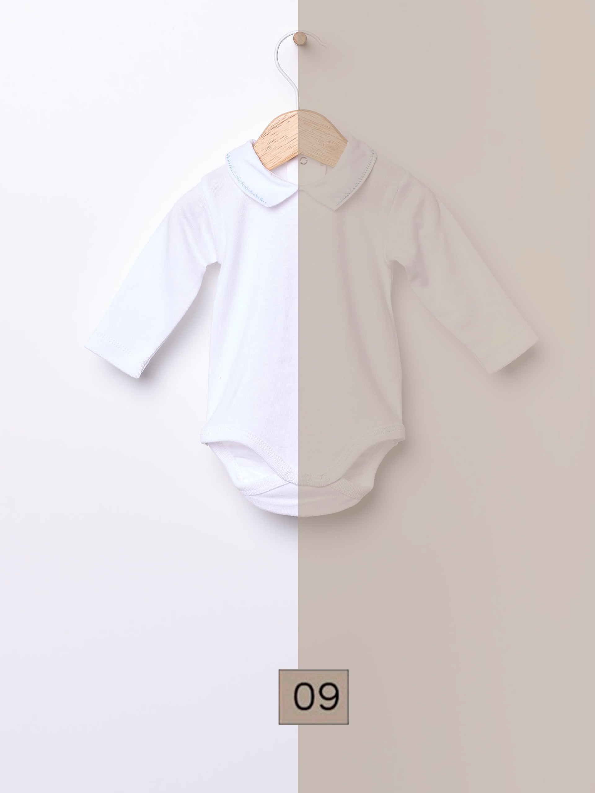 Body com gola em bico