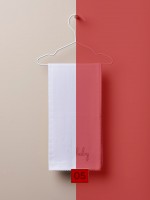 05 Red