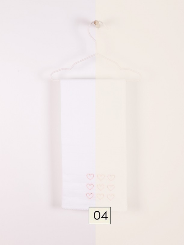 Little hearts swaddle
