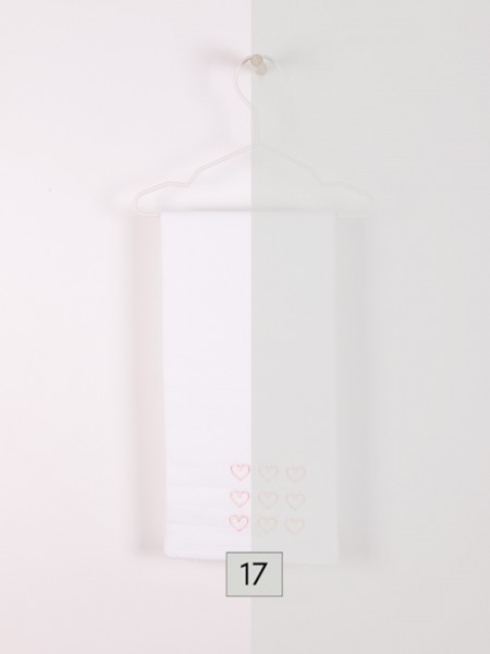 Little hearts swaddle
