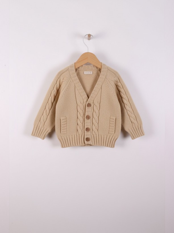 Casaco com decote em V