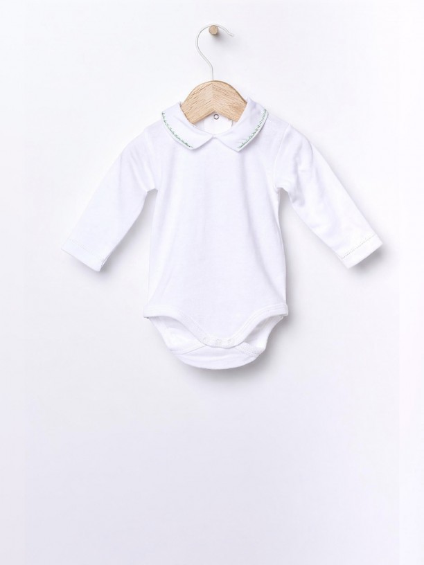 Body com gola em bico