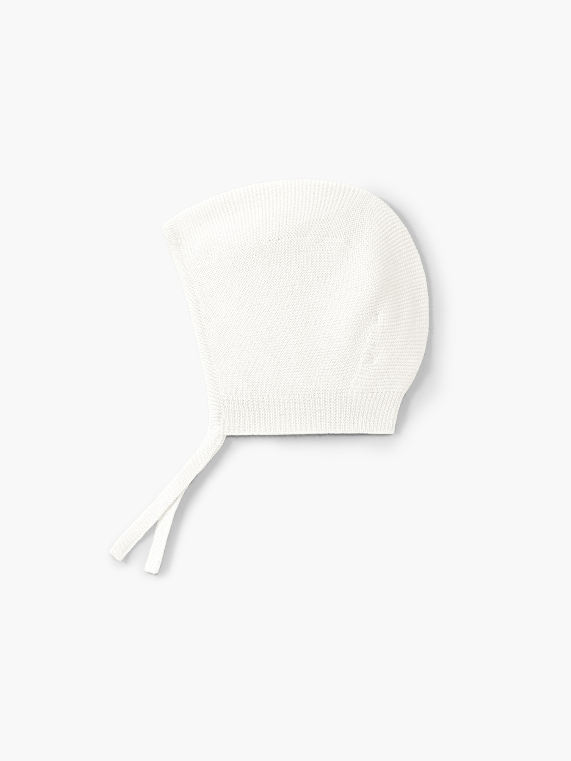Knitted wool bonnet