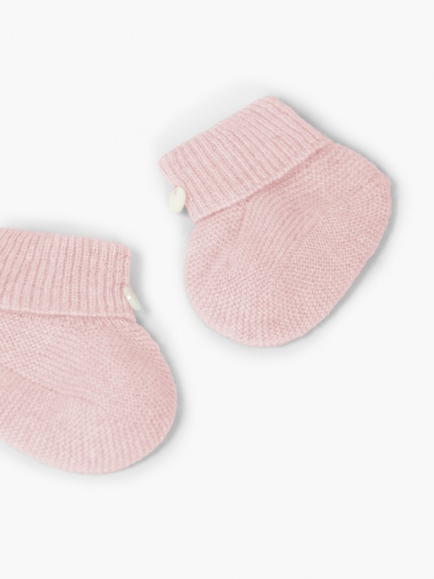 Knitted cashmere booties
