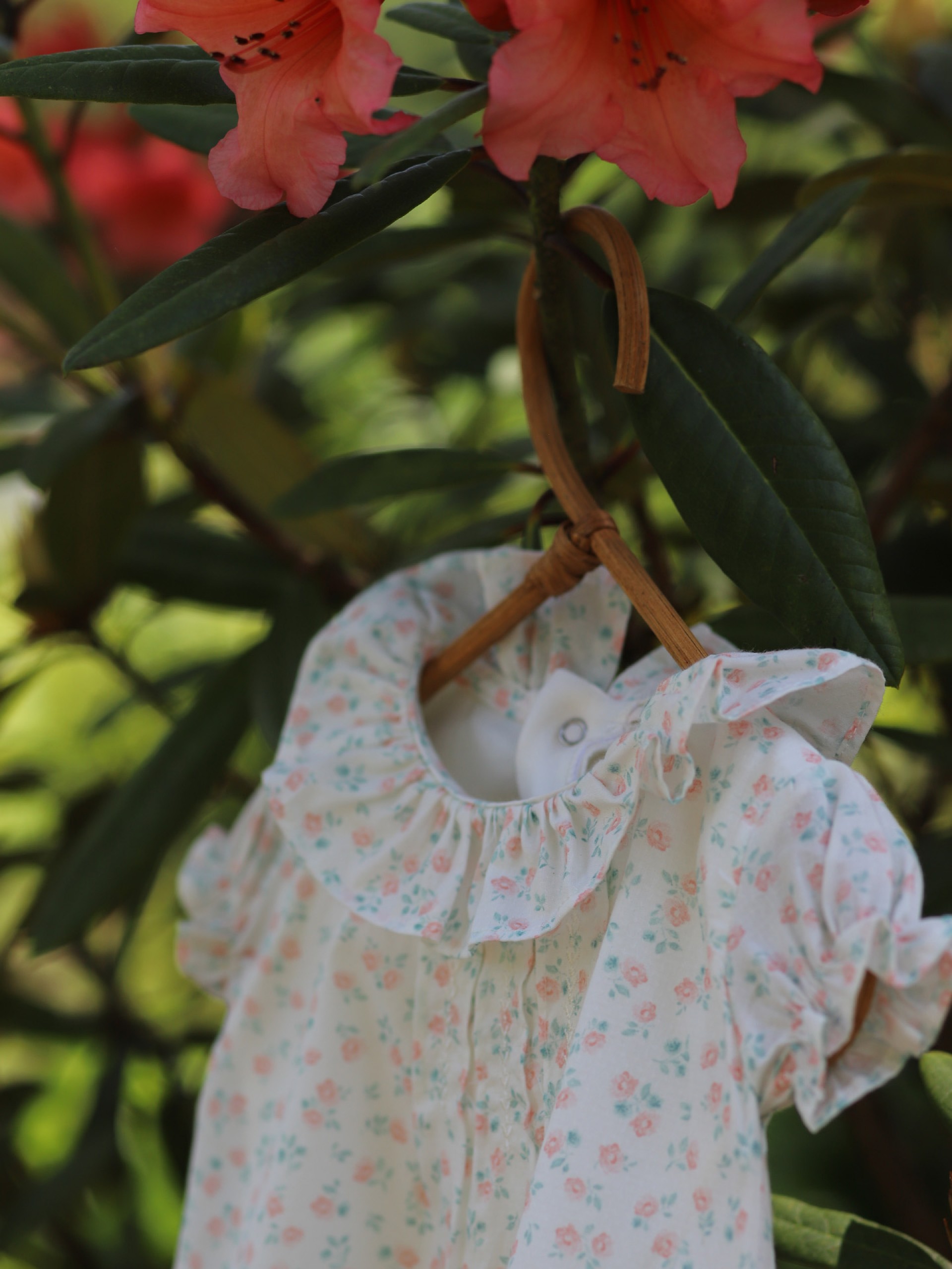 Blusa com body integrado
