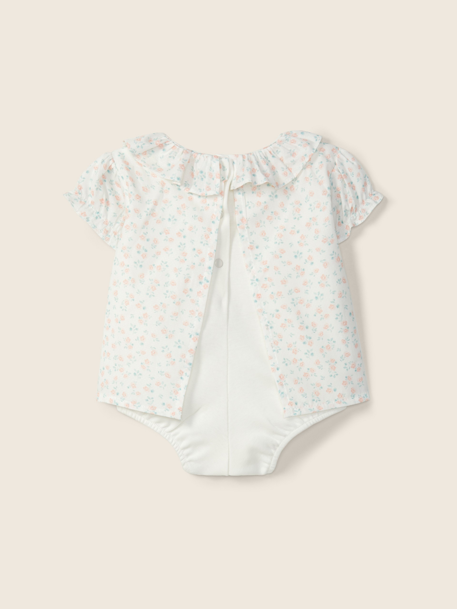 Blusa com body integrado