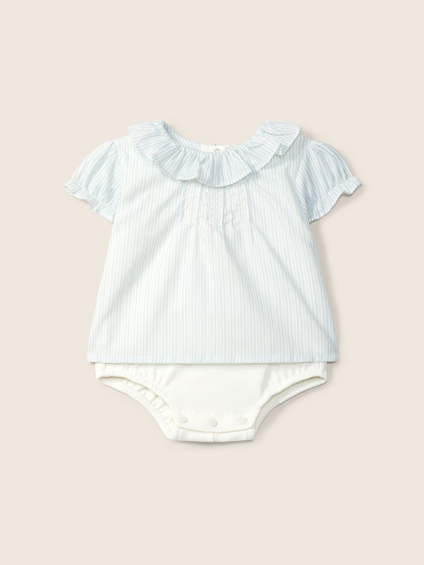 Blusa com body integrado Blusa com body integrado