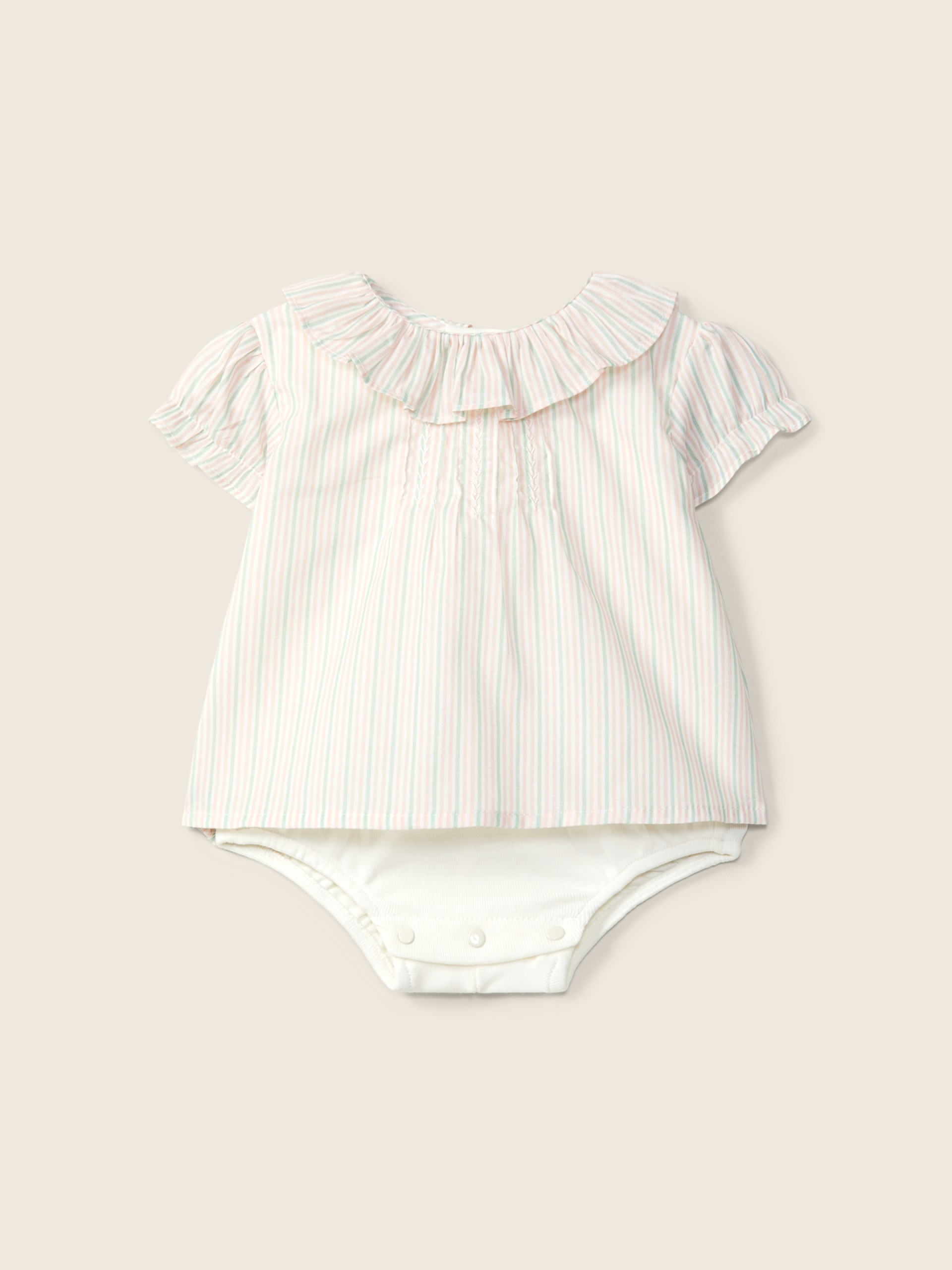 Blusa com body integrado