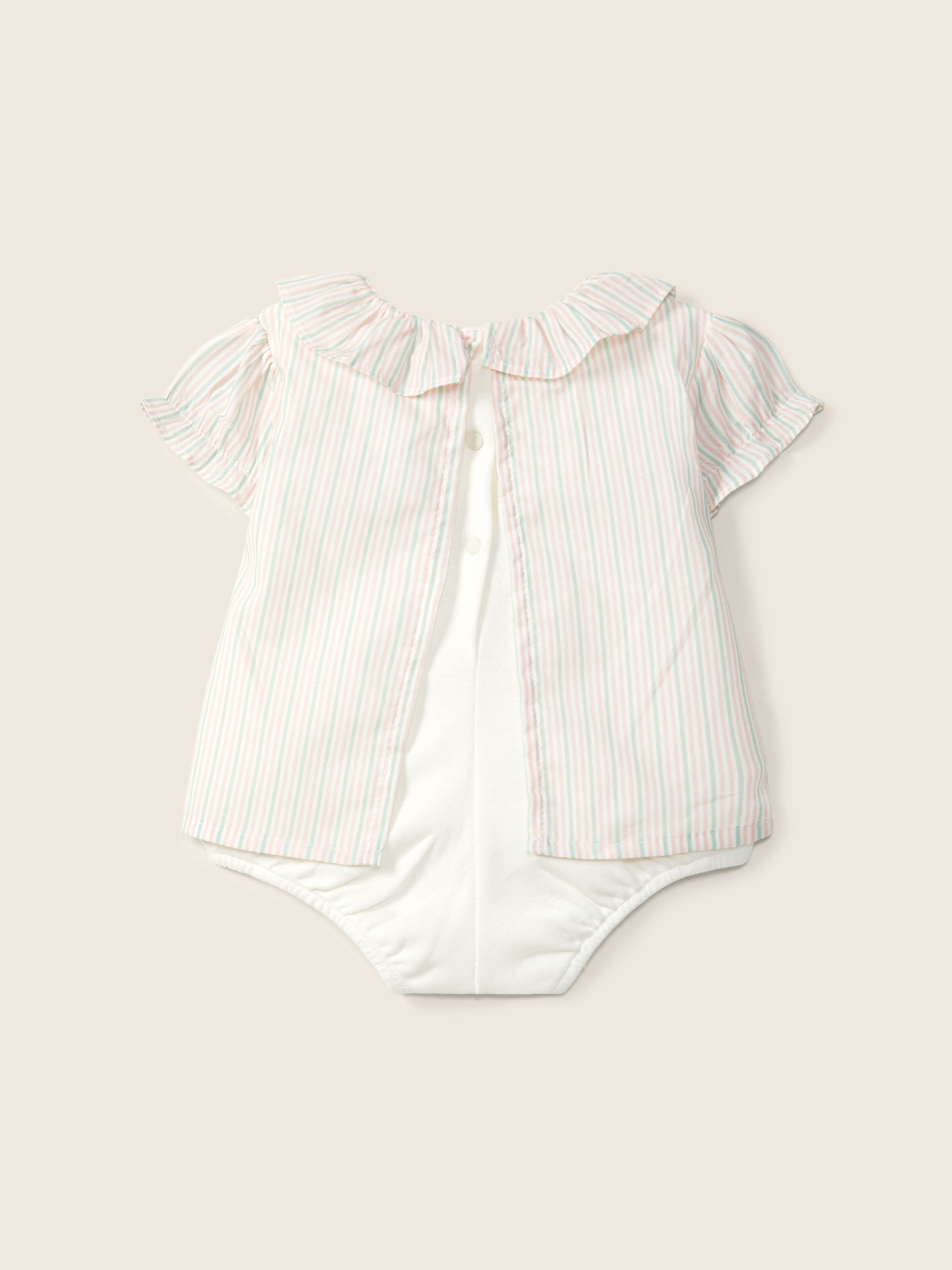 Blusa com body integrado