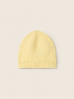 19 Soft yellow