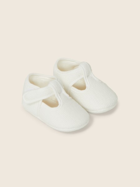 Canvas baby shoes