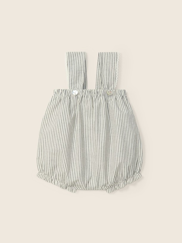 Pinstripe shortie