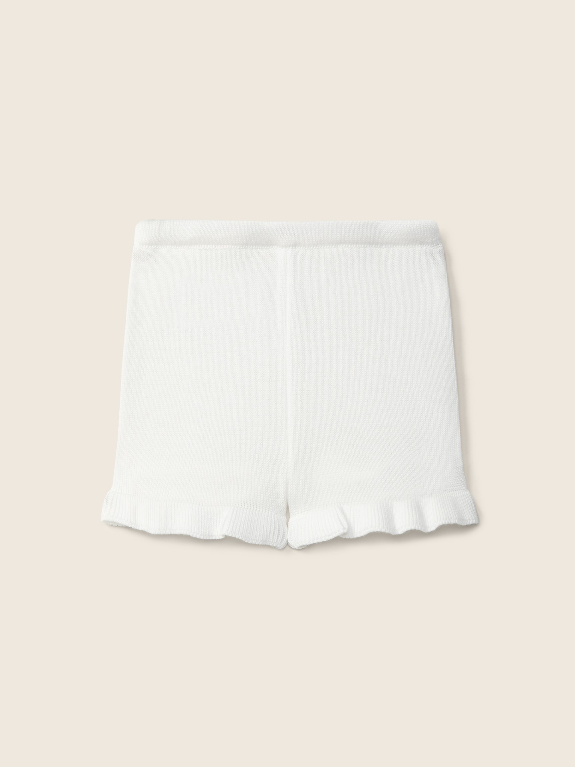 Ruffled leg shorts
