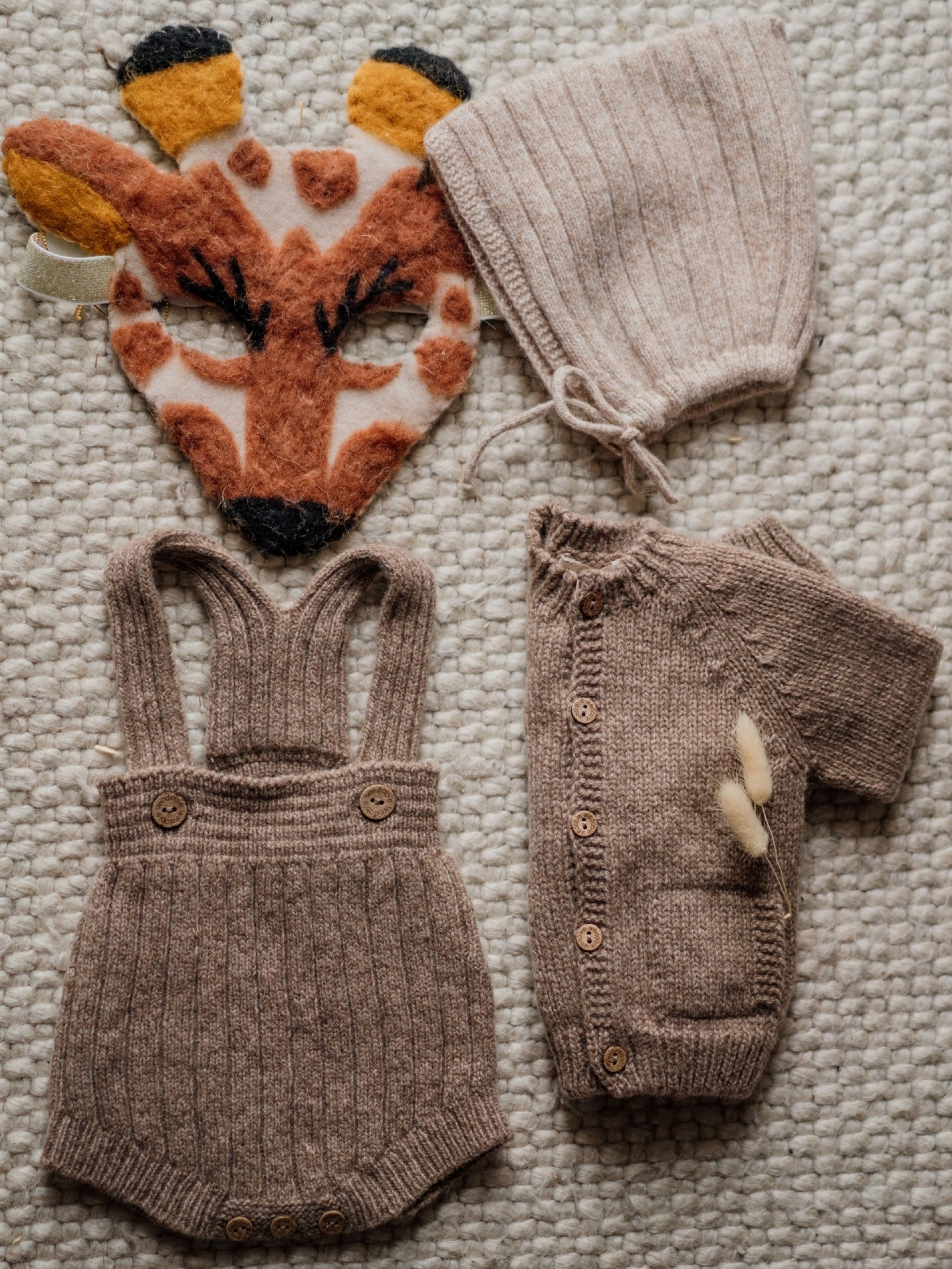 Knitted wool cardigan
