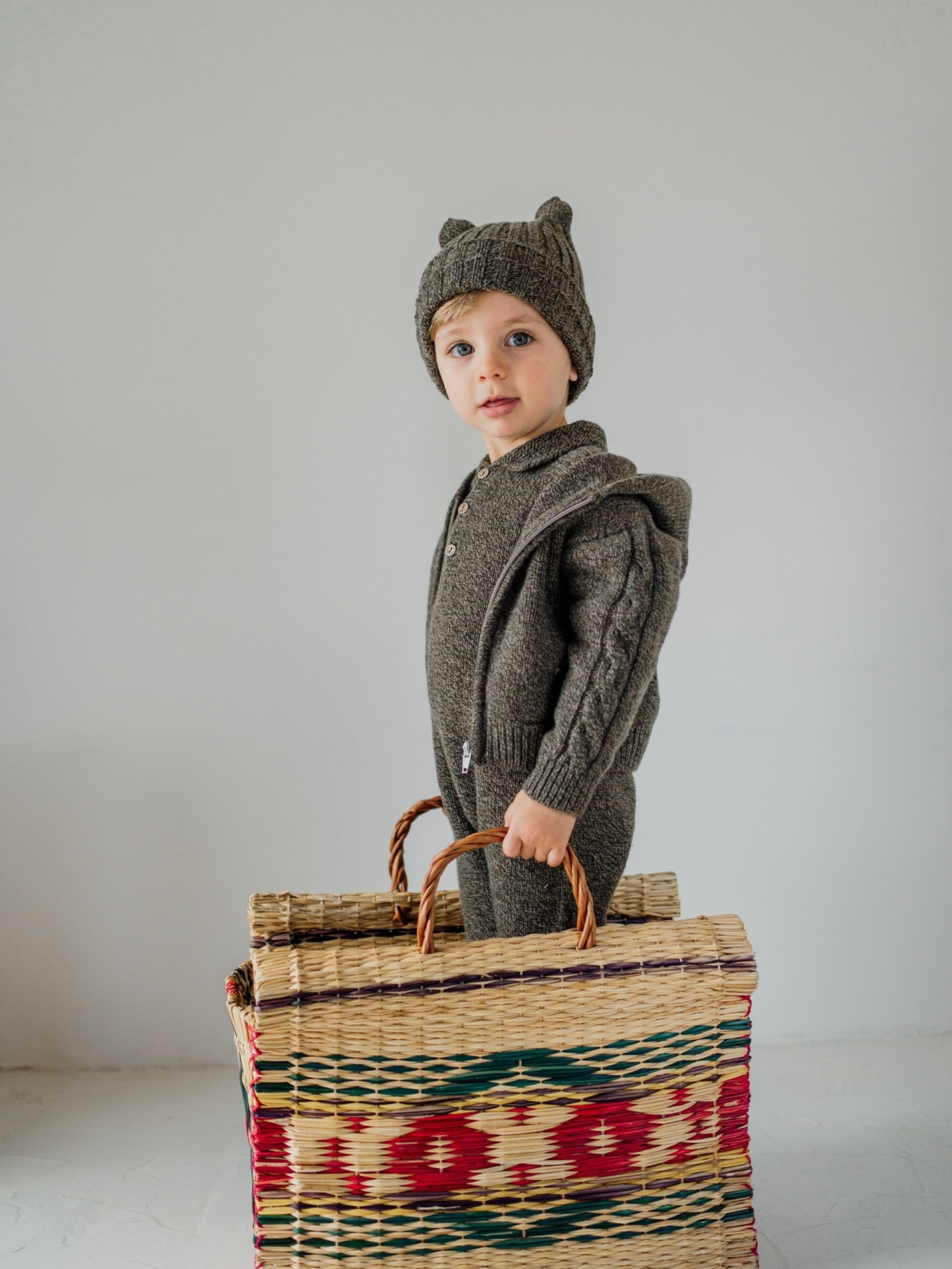 Hooded wool cardigan