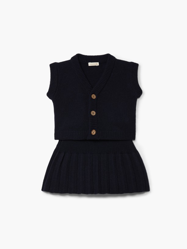 Knitted wool vest Knitted wool vest