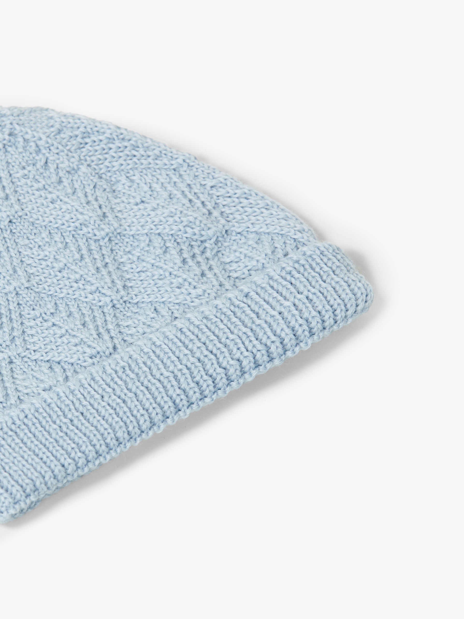 Knitted wool beanie