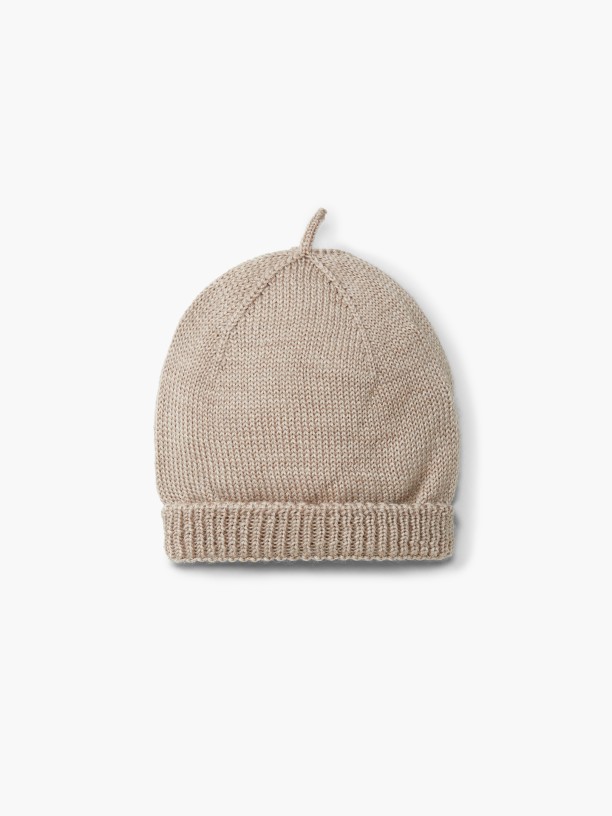 Knitted wool beanie Knitted wool beanie